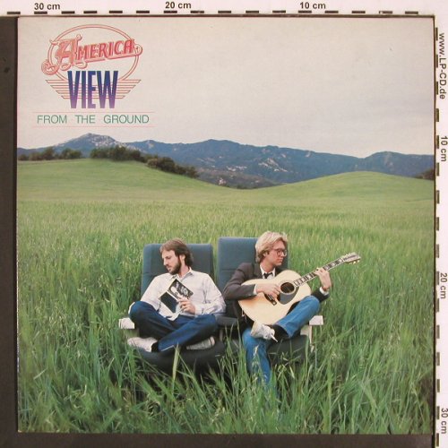 America: View From The Ground, Capitol(064-400111), NL, 1982 - LP - V2309 - 6,00 Euro