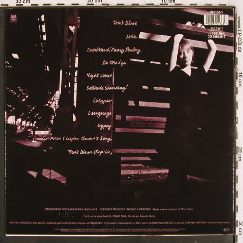 Vega,Suzanne: Solitude Standing, AM (395 136-1), D, 1987 Typ: LP Best.-Nr.: V4117 Preis: 6,00 Euro