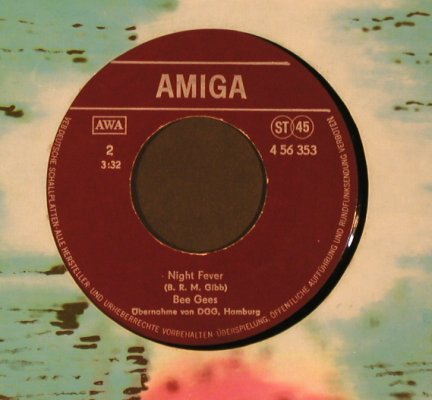 Bee Gees: Stayin' Alive / Night Fever, m-/vg+, Amiga(4 56 353), DDR, LC,  - 7inch - T5620 - 3,00 Euro