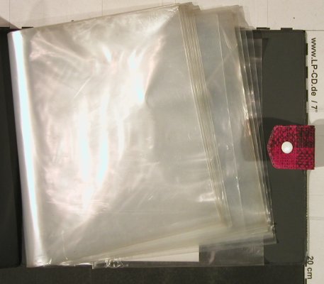 Single Album Kunststoff: Rot/Schwarz, Quadrrat Muster, (), 20 Taschen,  - Album - Z83 - 3,00 Euro
